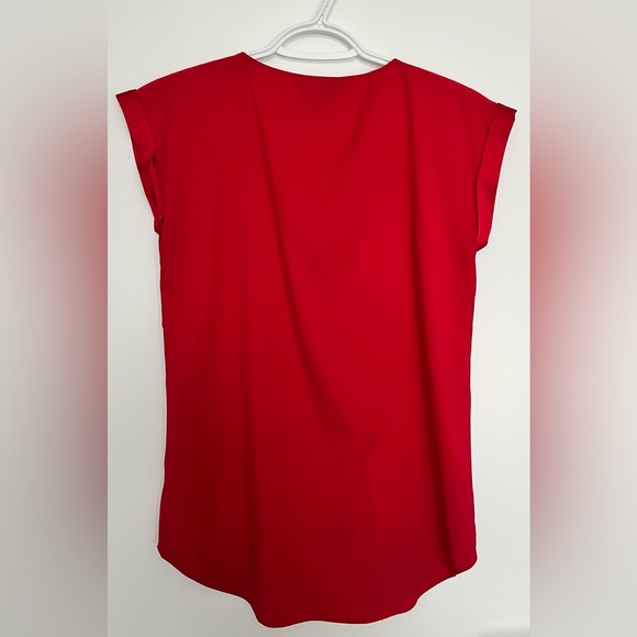 Express short sleeve blouse - Picture 2 of 3